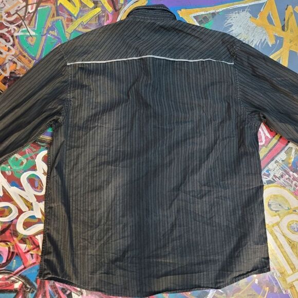 Y2k Marc Ecko no. 72 Times Square New York button - black pinstripe long sleeve - Picture 10 of 11